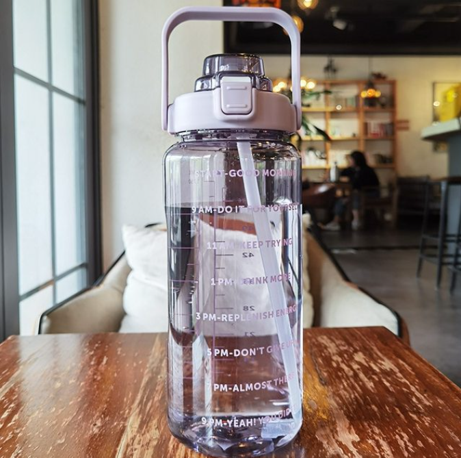 Large Capacity Plastic Straw Water Bottle